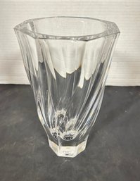 Very Nice Orrefors Sweden Crystal Residence Swirl Octagonal Vase. FL/B3