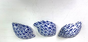 Blue And White Ceramic Seashell Decor