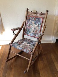 Foldable Antique Rocking Chair