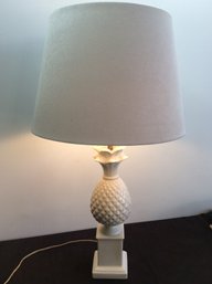 Ceramic Pineapple Shaped Base Table Lamp