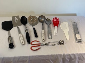 10 Piece Kitchen Tools/utensils