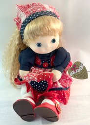 Musical Motion Doll - Lorraine Singing Everything Is Beautiful
