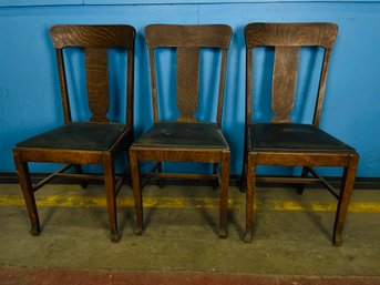 Set Of 3 Oak Chairs With Black Cushions