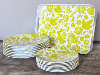 An Acrylic Outdoor Plate Set And Serving Tray By Jonathan Adler