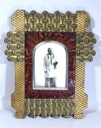 Antique Victorian Huntzinger Style Gesso Gilt Frame Having Native American Indian Photograph