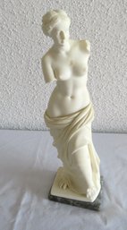 Venus De Milo Figure On Marble Base In Style Of Arnaldo Giannelli