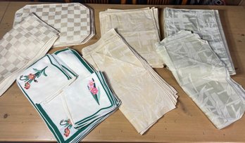 Place Mats And Napkin Sets