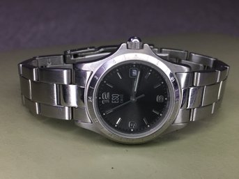 $400 Retail - Nice ESQUIRE By MOVADO Ladies Watch - All Stainless Steel - Brand New Battery - Slate Gray Dial