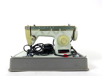 Vintage Singer Model 242 Sewing Machine In Case - Tested And Working