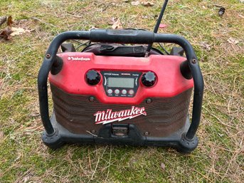 Milwaukee Heavy Duty Worksite Radio- Tested