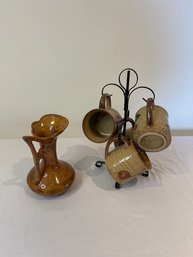 Vintage Mid Century Style Pitcher And 4 Mugs With Hanging Rack