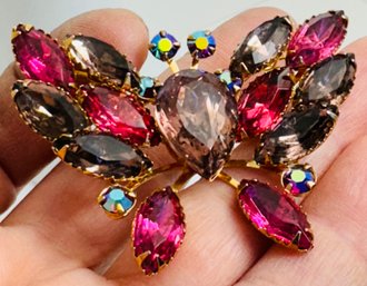 BEAUTIFUL GOLD TONE PINK, PURPLE SMOKY AND AURORA RHINESTONE BUTTERFLY BROOCH