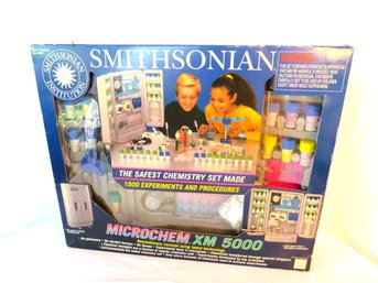 Smithsonian Microchem XM 5000 Chemistry Set Never Used