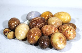 Lot Approximately 16 Polished Stone Eggs Decorative