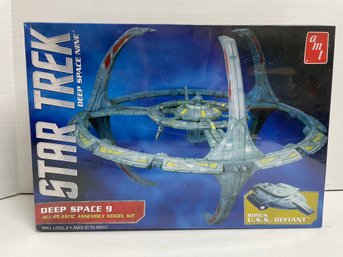AMT, Star Trek Deep Space Nine Model Kit (#53)