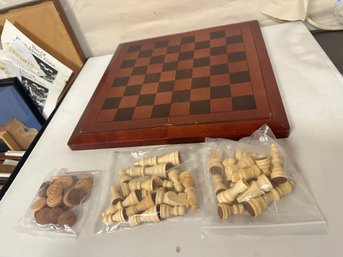Chess And Checkers Set Game Includes Folding Board Wooden Pieces.   RC -  D3