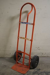 Hi Point 600lb Capacity Hand Truck With Knobby Tires