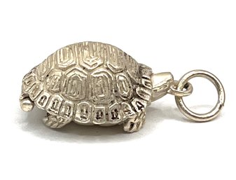 Amazing Sterling Silver Detail Turtle Locket Pendant