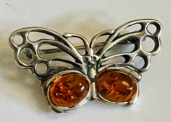 SMALL VINTAGE STERLING SILVER AND AMBER BUTTERFLY BROOCH