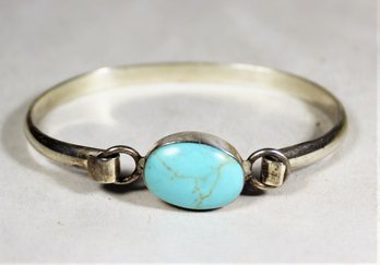 Mexican Sterling Silver Turquoise Bracelet Having Hinged Stone