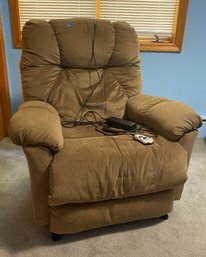 Electric Lift Recliner - Best Home Furnishings
