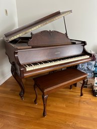 Janssen Piano And Bench