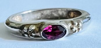 VINTAGE STERLING SILVER PINK TORMALINE BAND RING