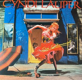 CYNDI LAUPER - SHE'S SO UNUSUAL - FR 38930 LP - VERY GOOD CONDITION W/ Sleeve