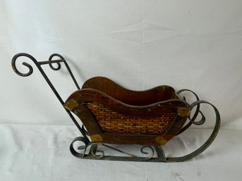 Vintage Wooden Wicker Large Decorative Sleigh Metal Frame Brown