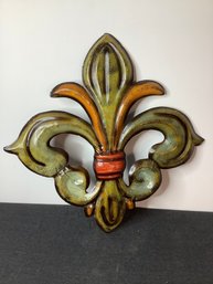 Fleur-de-lis Pendant Wall Decor