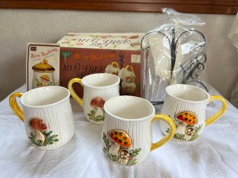 New Old Stock Sears 1970s Merry Mushrooms Set Of Four Mugs & Mug Tree Set