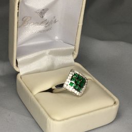 Incredible 925 / Sterling Silver Ring With Emerald Green Chrome Diopside Stones & White Zircons - New !