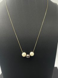 Stunning & Elegant 3 Pearl 14k Yellow Gold Necklace