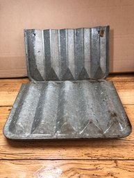 Vintage/antique Galvanized Metal Radiator Humidifier