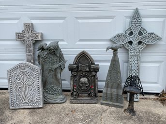 Haunted Headstone Cemetery Set