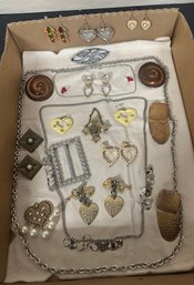 Nice Jewelry Collection Lot Of Sets Of Ear Rings In Different Styles & Designs, Necklaces, Pins. JJ/D2