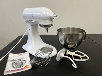 Kitchen Aid Mixer With Accessories