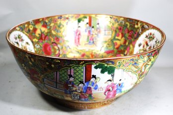 Large High Quality Semi Antique Chinese Rose Medallion With Gold Center Bowl 14'