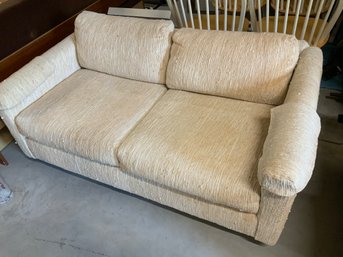 Braxton Cullor Loveseat