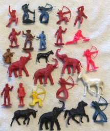 Lot Of Vintage 1960s Marx Cowboys & Indians Plastic Figures - M