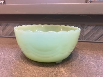 Jadeite Scalloped Bowl/candy Dish With Drape Ribbon Pattern