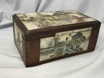 Incredible Antique Inlaid Asian Box - 1800s - Beautiful Artwork - Abalone / Shell / MOP - Amazing Details