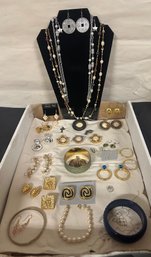 Attractive Jewelry Collection Of Ear Finge Sets, Bangles, Bracelets, Different Pendants, Necklaces. JJ/D2