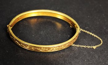 Antique Gold Filled Thin Hinged Bangle Bracelet Having Floral Design