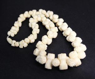 Interestingly Shaped Vintage White Glass Beaded Necklace 16' Long