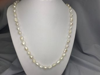 Lovely New Genuine Cultured Baroque Pearl Necklace - 24' - Baroque Pearls Are Like Snowflakes - None Alike !