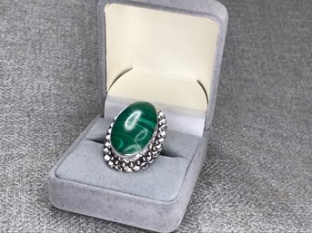 Fabulous Brand New - Sterling Silver / 925 Cocktail Ring With Oval Malachite Cabochon - Very Pretty Ring !