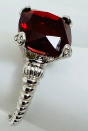 PRETTY SILVER TONE RED GLASS STONE RING