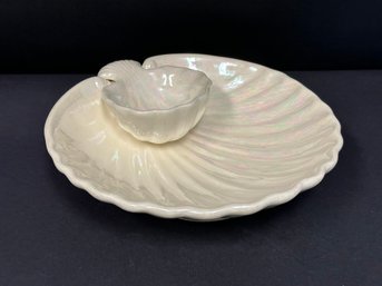 A Chip-n-Dip Set With A Shell Form In A Pearly Finish