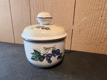 Villeroy And Boch Condiment Jar